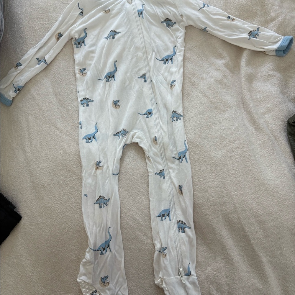 Kyte BABY Dinosaur Print Kids Footie - White and Blue